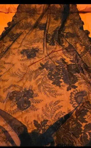 Mantilla Negra Antigua Encaje Floral