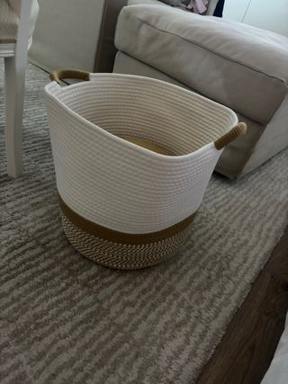 Cesta Macramé Algodón Blanca y Marrón