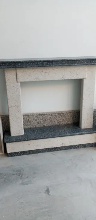 Chimenea de mármol y granito