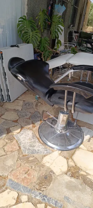 Sillón de maquillaje reclinable negro