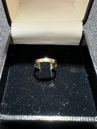 Anillo de oro 18k
