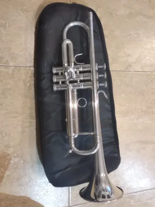 Trompeta Stomvi 8 ( ligera).