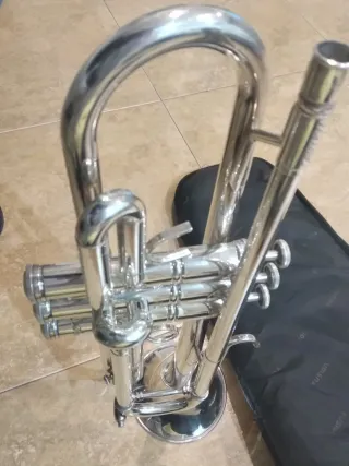 Trompeta Stomvi 8 ( ligera).