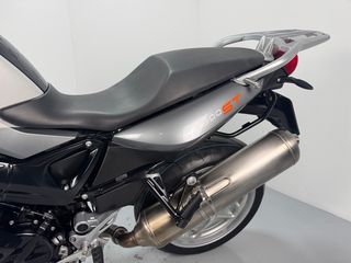 BMW F 800 ST 2012