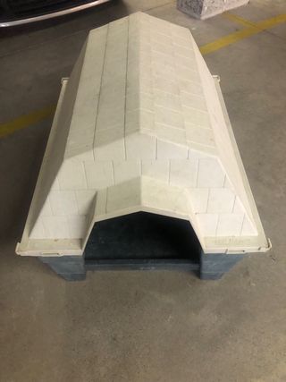 Caseta para perro grande.