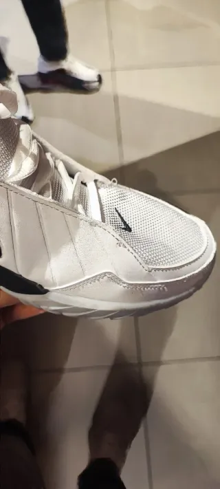 Nike Lebron Witness IX Scarpe da Basket