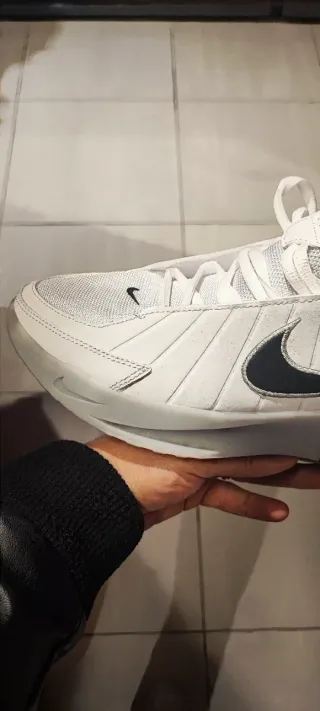 Nike Lebron Witness IX Scarpe da Basket