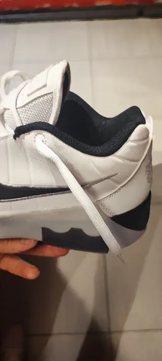 Nike Lebron Witness IX Scarpe da Basket