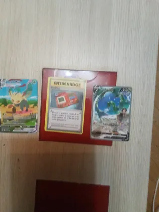 Cartas Pokémon V, VMAX y Entrenador