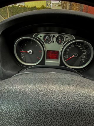 Ford Focus 1.6 TDCi Sport 3P Negro | Garantía 12 m