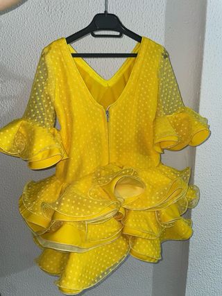 Vestido Flamenca Niña Amarillo para 5 años aprox.