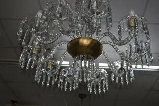 Antigua lámpara de araña 10 brazos