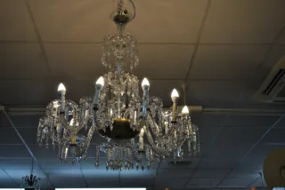 Antigua lámpara de araña 10 brazos