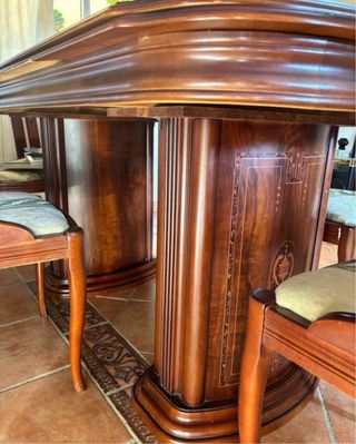 Mesa de comedor y 6 sillas