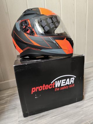 Casco de moto Protectwear naranja y negro