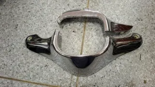 Tapa bajo Manillar Aprilia Compay