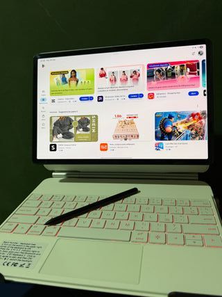 Samsung Galaxy Tab S8 Plus + Magic Keyboard