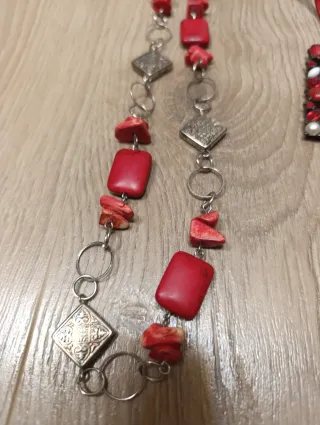 Conjunto bisutería artesanal piedras rojas