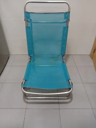 Silla pegable azul