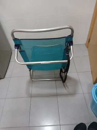 Silla pegable azul
