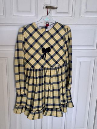 Vestidos talla 12. MIRANA (8€) Impecables.