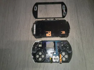 Sony PSP Go - Carcasa y Piezas Varias