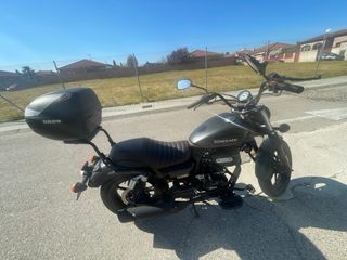 UM Renegade 125 Sport Z Negra