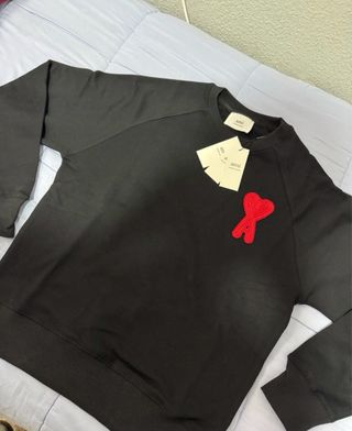 Jersey Ami Negro Corazón Rojo