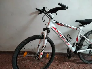 Bicicleta Montaña 26 Blanca