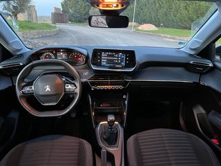 Peugeot 208 2022 1.5 hdi