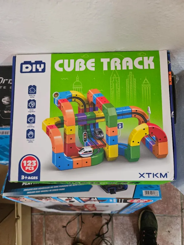 Tren Magnético DIY Cube Track 123 Piezas