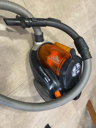 Aspiradora Rowenta Compact Power Cyclonic