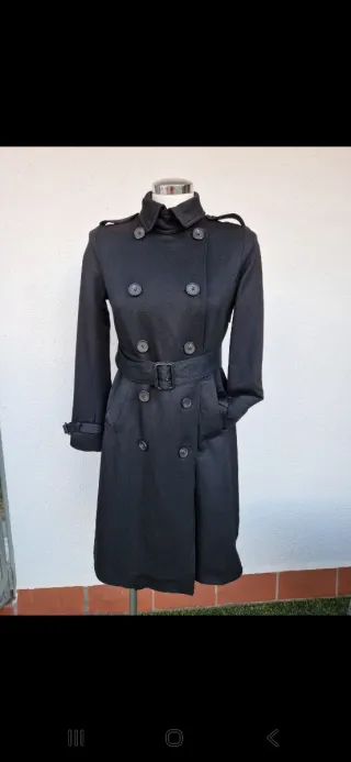 Gabardina Massimo Dutti Negra