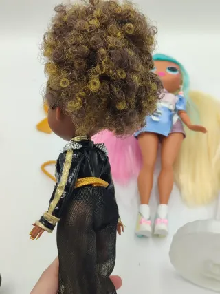 Muñecas LOL OMG Queen Bee y Candylicious