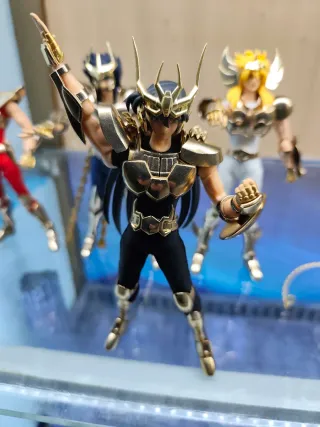 Myth Cloth V2 EX Gold Edition Tamashii