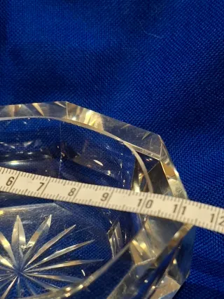 Cuenco de cristal octogonal tallado