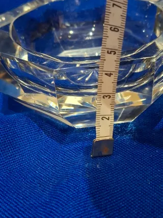 Cuenco de cristal octogonal tallado