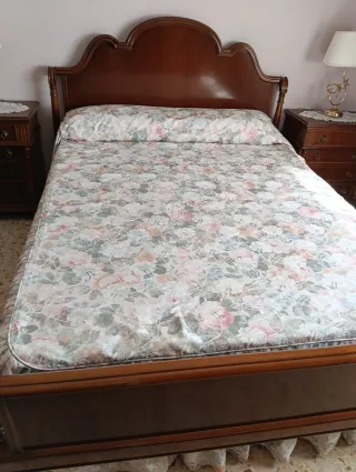 Cama Matrimonio para un colchón de 1,40.
