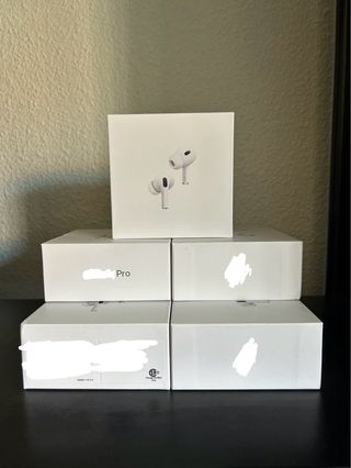 Auriculares Pro 2 y 3 Blancos y Auriculares Gen 4