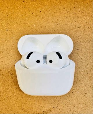 Auriculares Pro 2 y 3 Blancos y Auriculares Gen 4