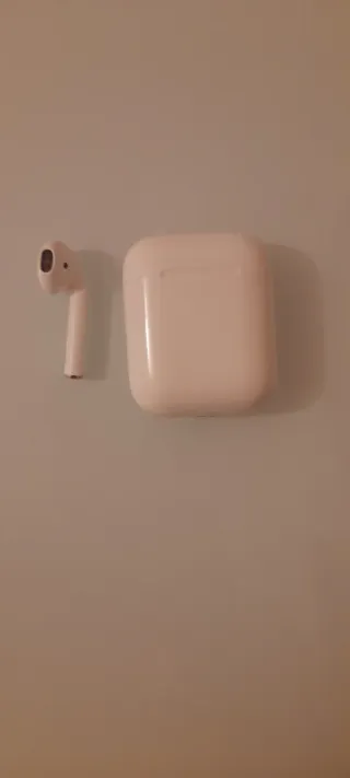 Airpods 2ª Gen + Estuche Carga