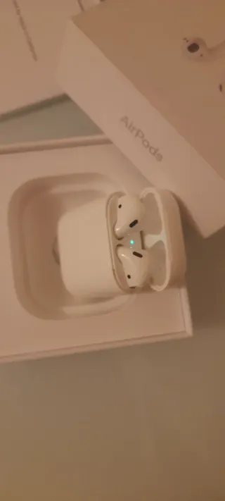 Airpods 2ª Gen + Estuche Carga