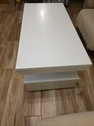 Mesa de salón abatible blanca