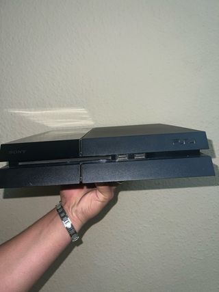 PS4 (PlayStation 4) Negra + Mando