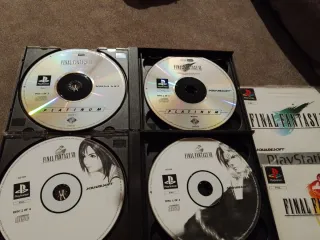 Final Fantasy VII, VIII, IX y X PS1/PS2