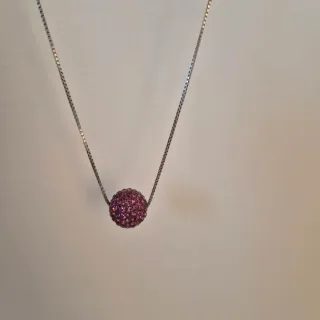 Collana con sfera viola