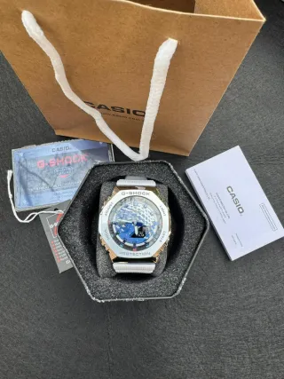 Reloj G-Shock Blanco y Azul