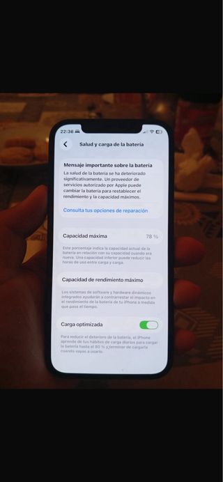 iPhone 12 Morado + Accesorios