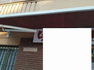 2 Toldos Eléctricos Rojos