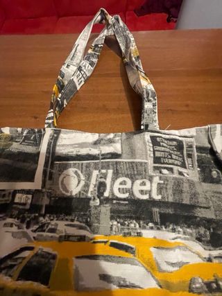 Borsa in stoffa con stampa taxi gialli